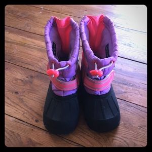 Toddler snow boots